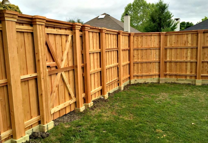 Construction, Fencing, Non-treated Wood